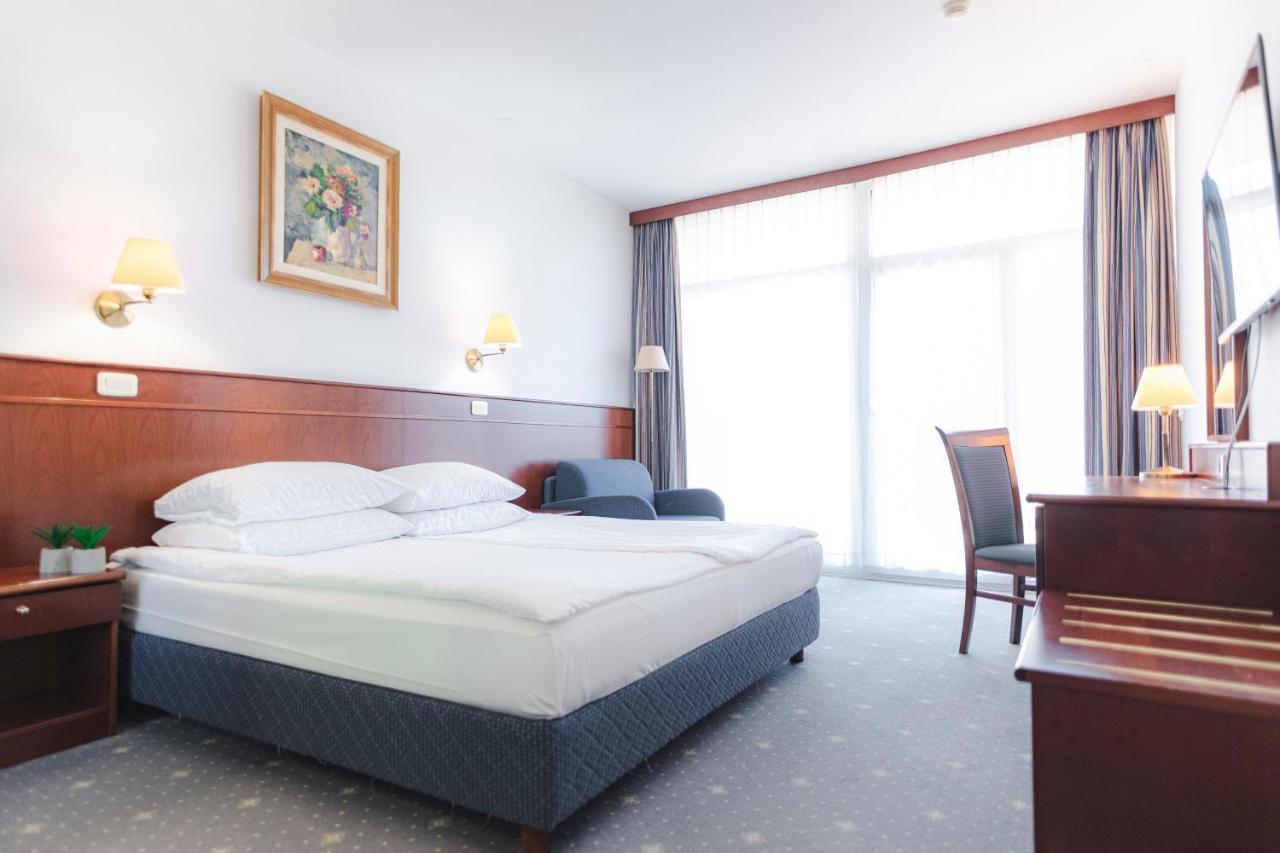 Hotel Catez - Terme Catez Чатеж-об-Сави Экстерьер фото