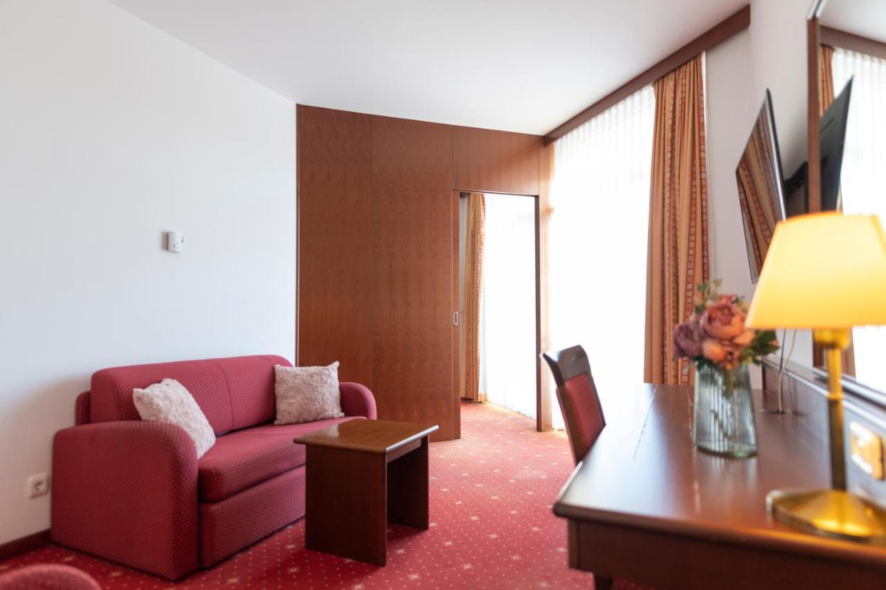 Hotel Catez - Terme Catez Чатеж-об-Сави Экстерьер фото